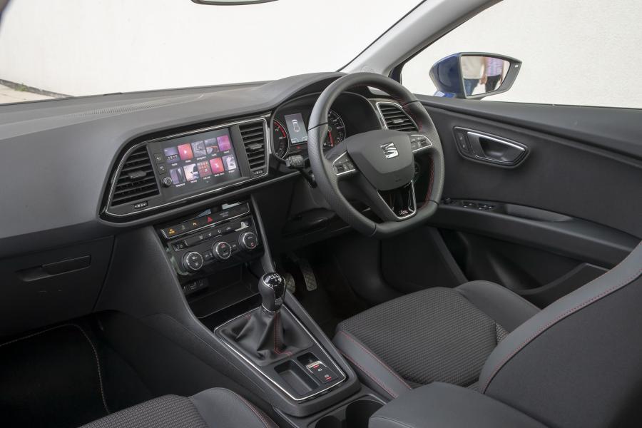 Торпедо Seat Leon FR (5F) 2017 года  (UK) (фото 30 из 42)